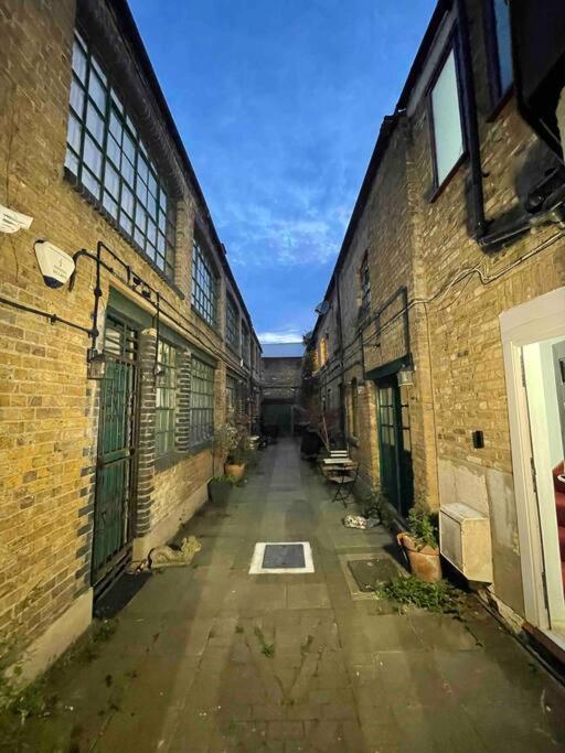 Victoria Mews Hoxton Shoreditch London Exterior photo